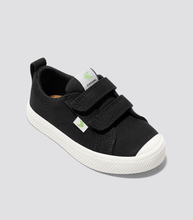 Load image into Gallery viewer, OCA Low Black Canvas Sneaker Kids
