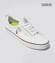 Load image into Gallery viewer, PEANUTS OCA Low Snoopy Skate Off-White Canvas Sneaker Women
