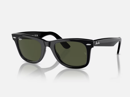 RAYBAN ORIGINAL WAYFARER CLASSIC MATTE BLACK AND GREY POLARIZED SUNGLASSES