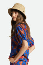 Load image into Gallery viewer, Ellee Straw Packable Bucket Hat - Tan
