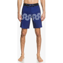Load image into Gallery viewer, Highline Connected Waves 19&quot; Board Shorts
