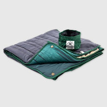 Load image into Gallery viewer, VOITED Quilted Premium Recycled Pet Blanket
